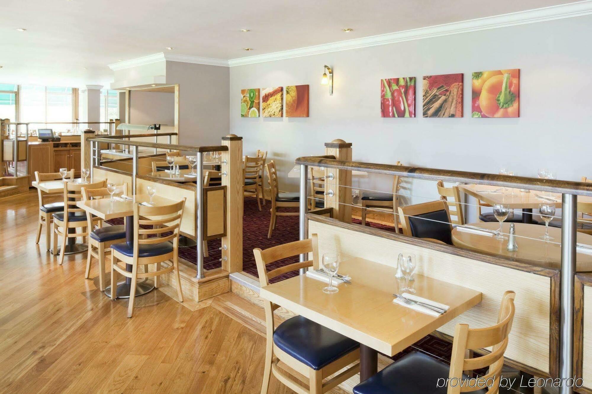 Holiday Inn Stoke On Trent M6 Jct15 By Ihg Newcastle-under-Lyme Exterior foto